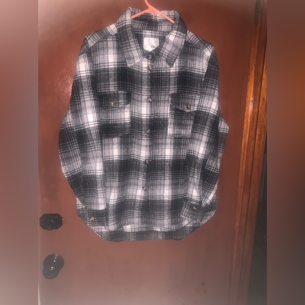 Classic Black and White Plaid Long Sleeve Shirt flannel